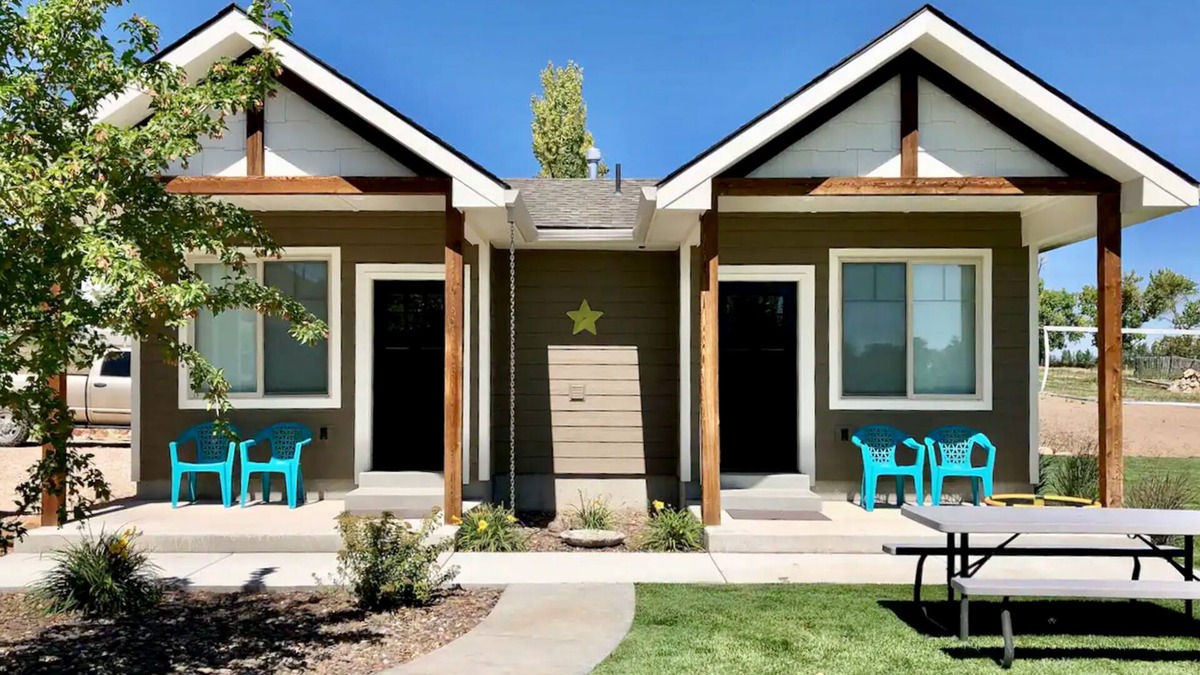 Bloomington House | Tiny Homes with Unique Outdoor Space - 10 Miles to the Beach, Quiet Neighborhood