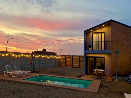 Pisco House | Tiny House con Piscina Privada, AC and Starlink