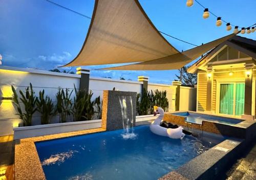 Kampung Pedah House | Tiny House Dferry With Private Pool OR 4 Room Homestay Jerantut Wifi Full Aircond