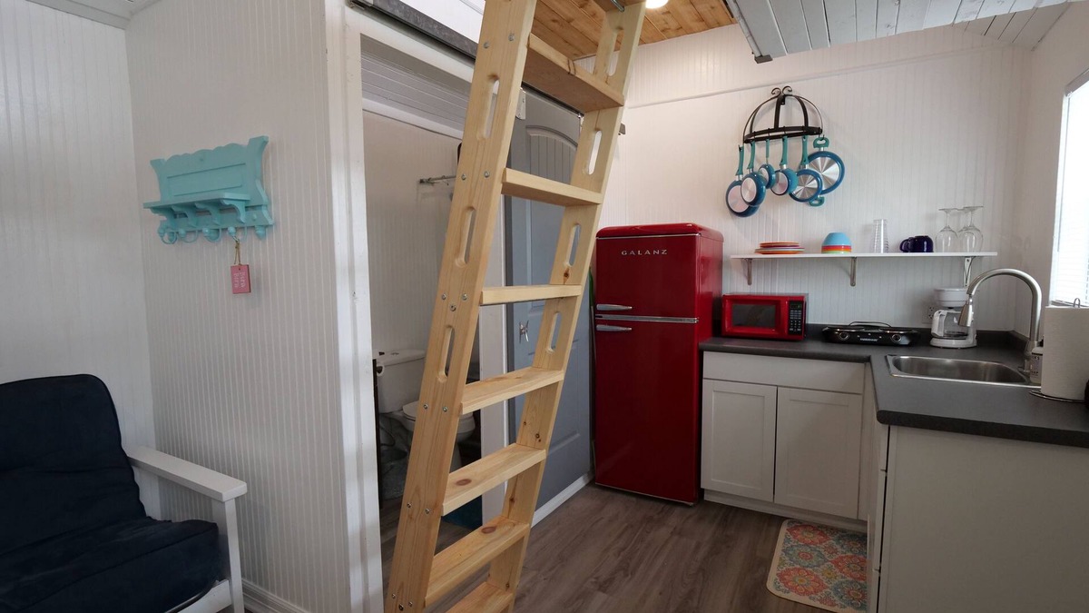 Port Alto House | Tiny House @the Bay in Port Alto, TX