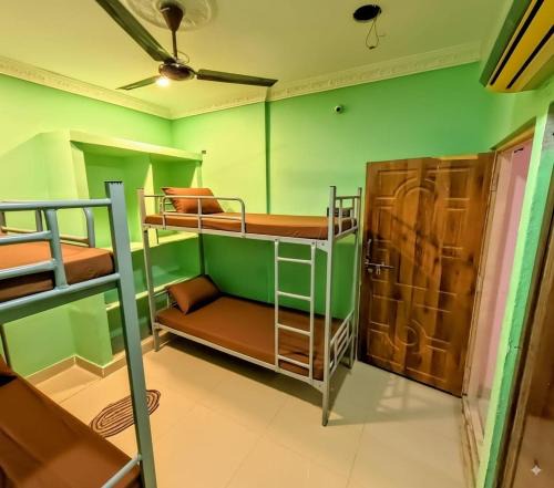 Rajahmundry Apartment | Tiny Hub, Smart & Comfy Rooms