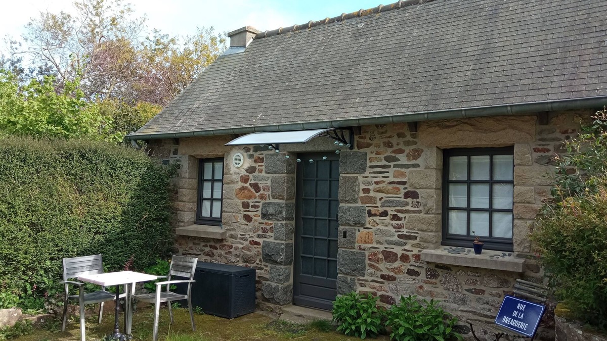 Plerin Bed & Breakfast | Tiny Room - Plérin - au Dessus de la Plage des Rosaires