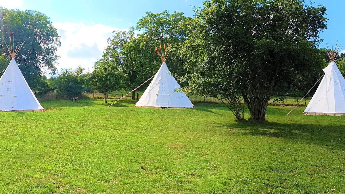 Pisseloup House | Tipi Indien - 4 Pers. max - Le Couche T'art - Haute Marne - Pisseloup