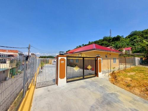 Kuala Klawang House | Tititel