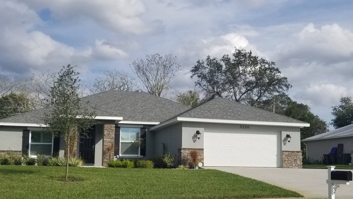 Titusville House | Titusville's Casi Casa - Centrally located in quiet Neighborhood
