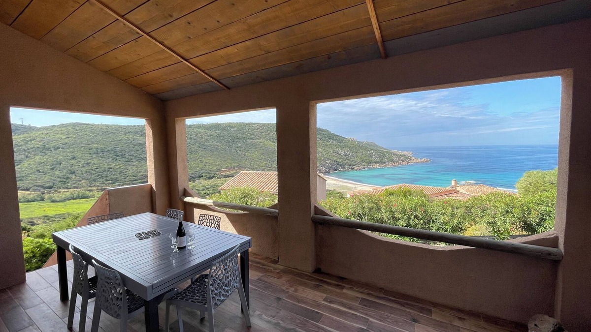 Tizzano House | Tizzano Villa with stunning sea views, just steps from the beach.