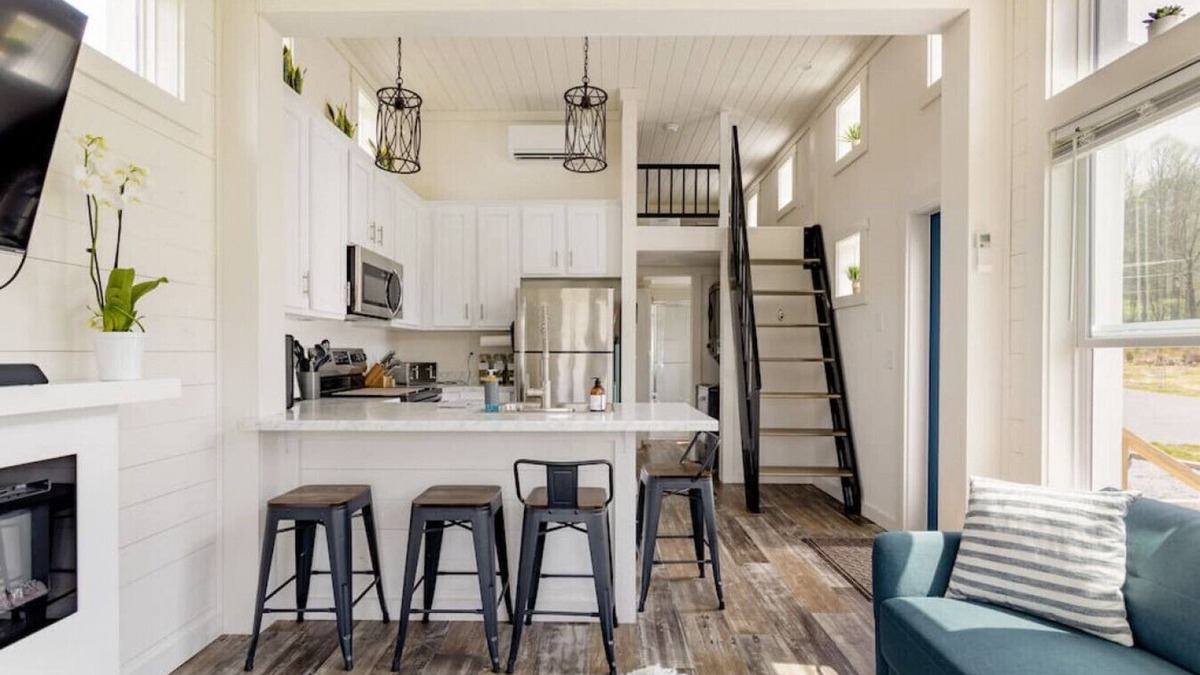 Mills River House | TL #6 Chessie · Chessie @ Acony Bell Tiny Home Village
