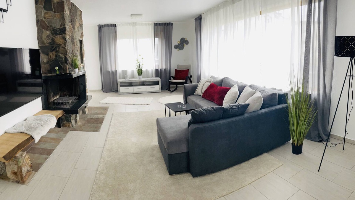 Kaiserslautern Apartment | TLA/tlf Geräumiges Voll Ausgestattetes Apartment