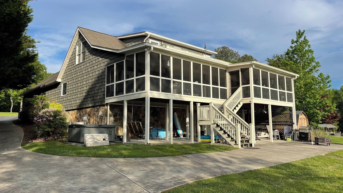 Chickamauga Lake House | TN River House with Private Boat Ramp and Dock on Chickamauga Lake-Main Channel