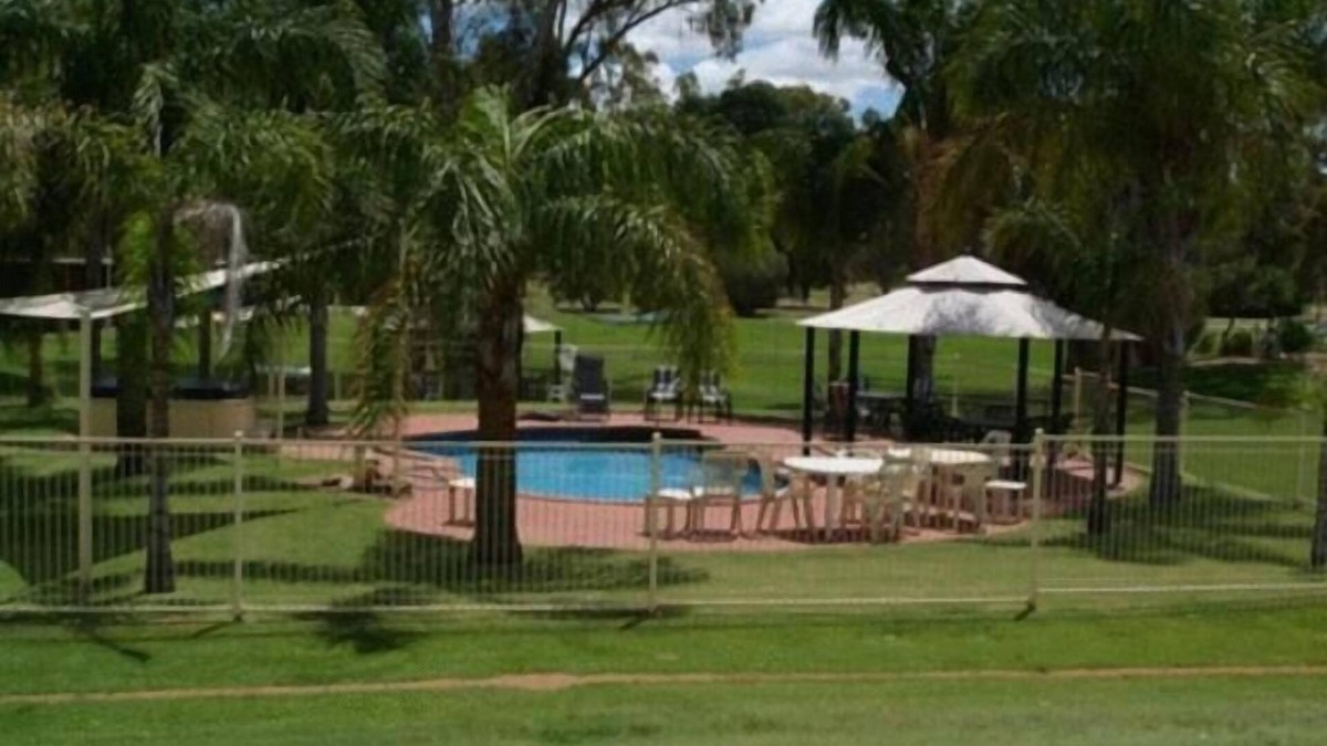 Tocumwal Hotel | Tocumwal Golf Resort