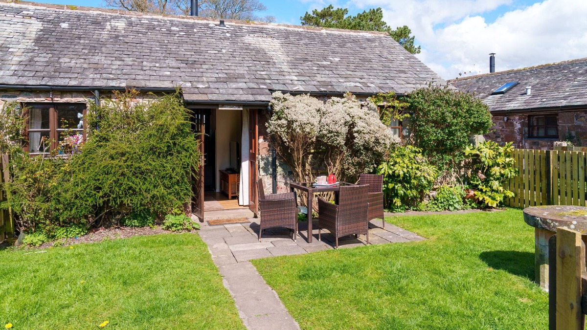 Santon Bridge Cottage | Todd Cottage - Dog-friendly Cottage with garden