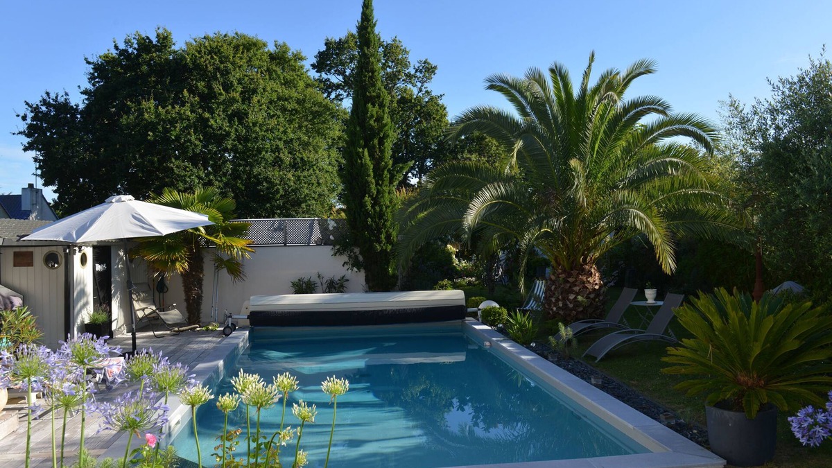 Quimiac Villa | TOEN BIHAN, family home with swimming pool, close to beaches (100 m)