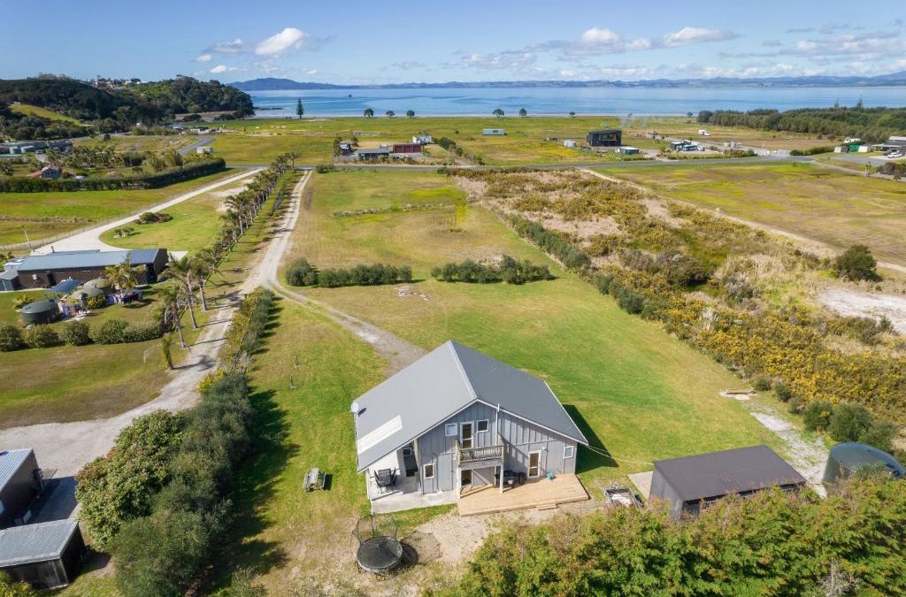 Karkari Peninsula House | Tokerau Magic - Karikari Peninsula Holiday Home