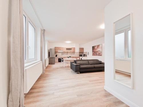 Friedrichstadt Apartment | Tolstov Apartments - City Apartment with 3 Rooms - 15 Min Messe DUS & 10 Min Old Town DUS