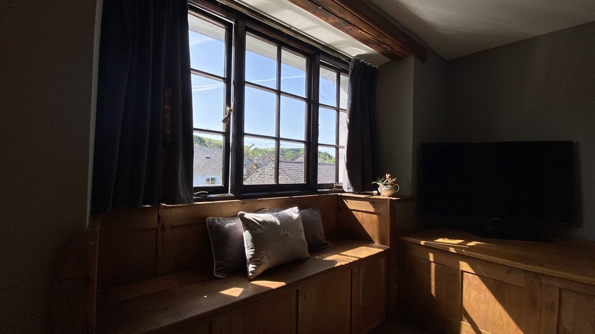 Tregaron Bed & Breakfast | Tom's of Tregaron