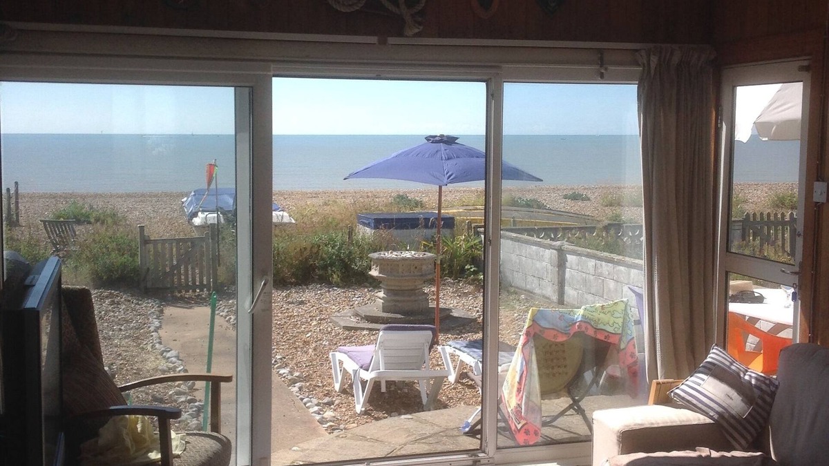 Pevensey House | Tombreck 3 bed bungalow on private beach with direct access to sea