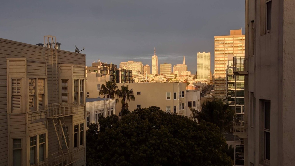 Lower Pacific Heights Condo | Tommy Tee's City Loft