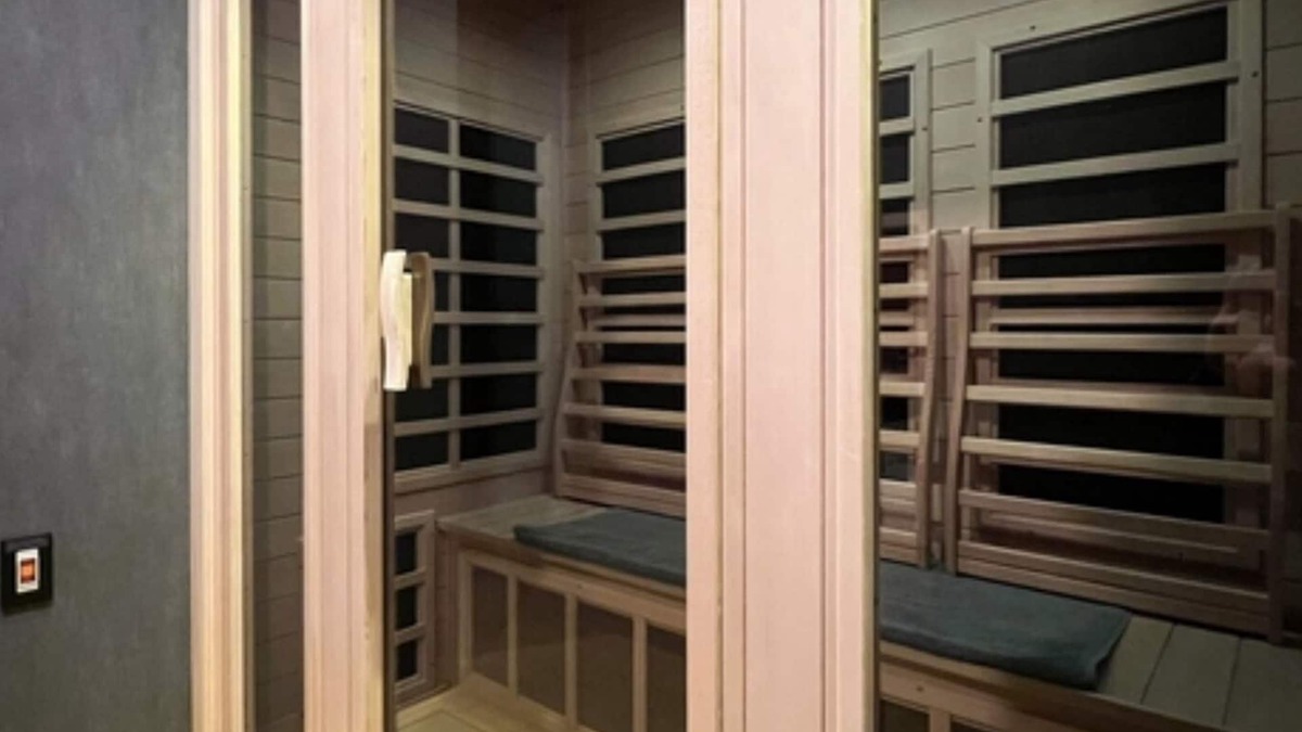 Matsue Shinjiko Onsen Hotel | Tomon Japanesestyle room with fully private sau/Matsue Shimane