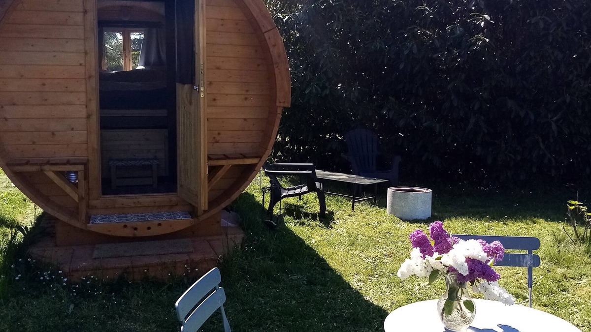 Neuilly Cabin | TONNEAU EN BOIS à Garennes sur Eure AU HAVRE DE PAIX AU BORD DE L'EURE