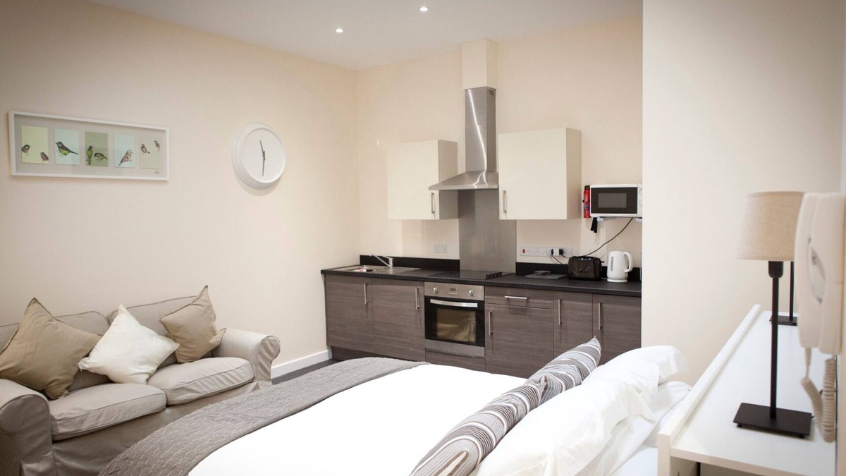 Ipswich Apartment | Toothbrush Apartments - Central Ipswich East - Rope Walk