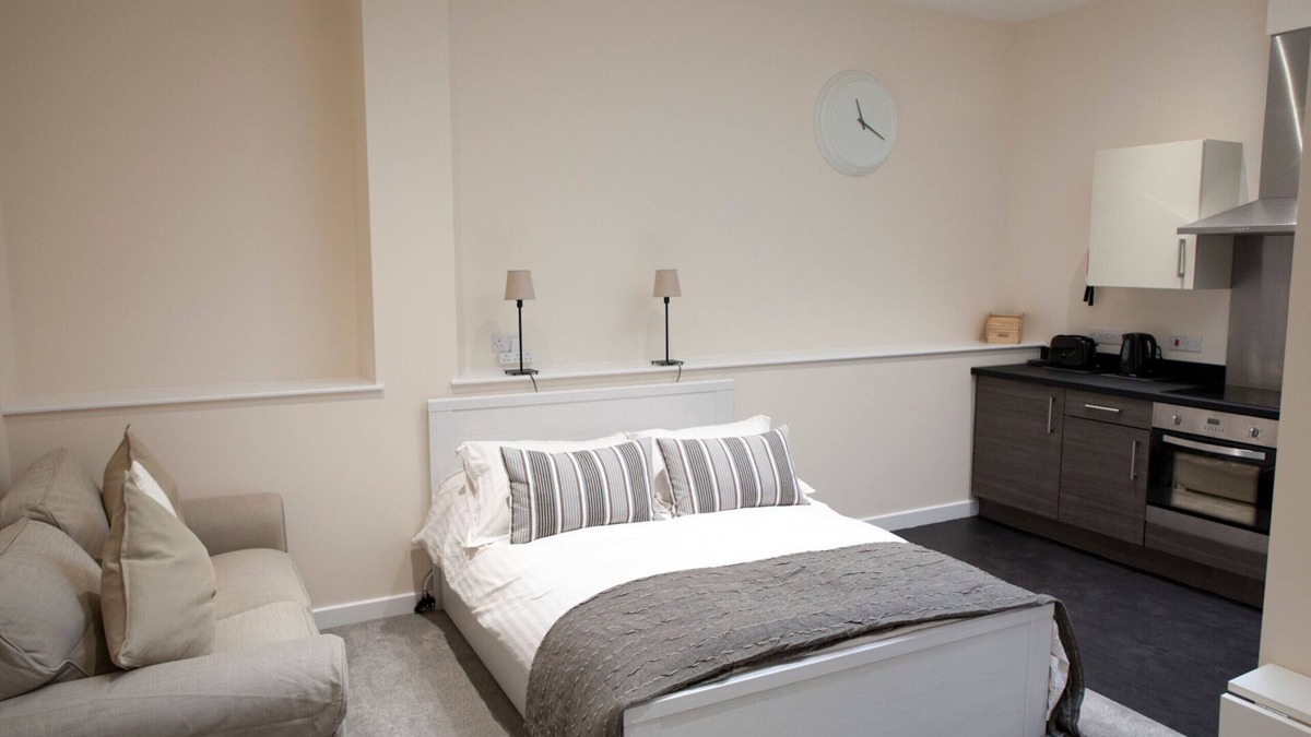 Ipswich Apartment | Toothbrush Apartments - Central Ipswich East - Rope Walk