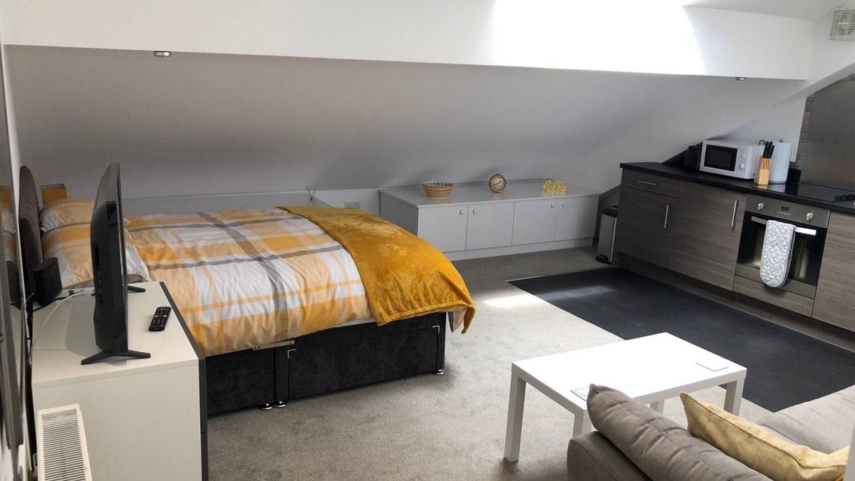 Ipswich Apartment | Toothbrush Apartments - Central Ipswich East - Rope Walk