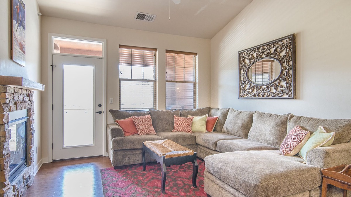 Silvercreek Condo | Top Floor Condo in Granby Ranch! Pool & hot tub Access! Detached 1 car garage