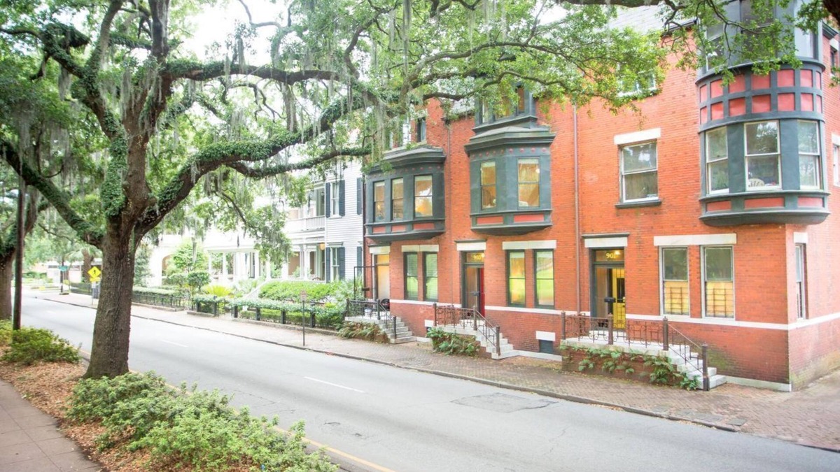 Savannah Victorian District Apartment | Top Floor Row Home Looking Out Over Forsyth Park by Lucky Savannah
