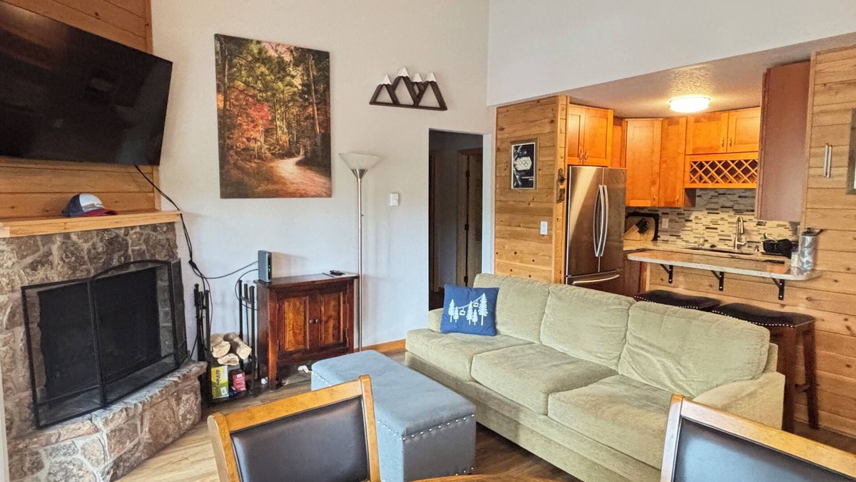 Steamboat Springs Condo | Top floor two level 2 bedroom, Mountain View!
