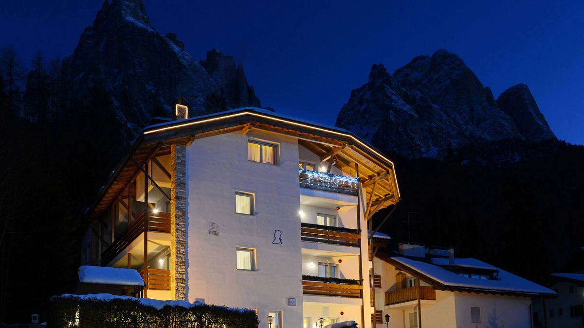 Siusi Condo | Top Located Alpin-Residence Amadeus* Luxury Alpine GEM for 4 Pax