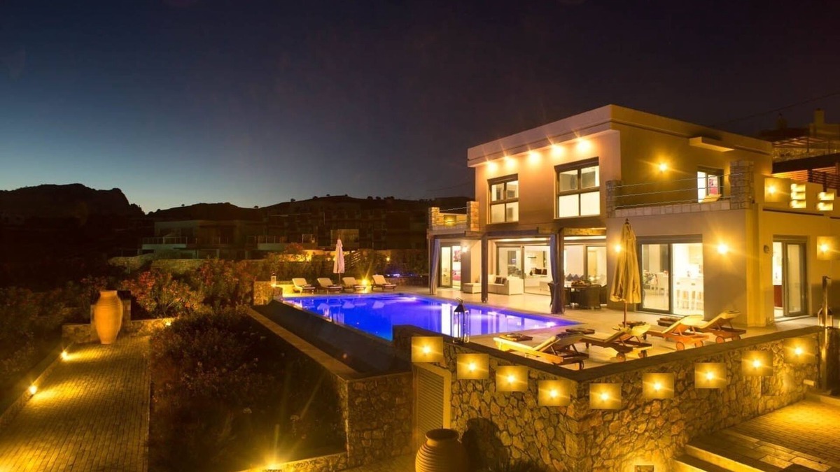 Pefkos Villa | TOP LUXURY 5 BEDROOM VILLA WITH PRIVATE HEATED POOL AND TENNIS COURT IN PEFKOS