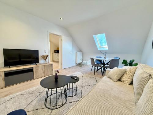 Neheim Apartment | TOP! Neu saniertes Apartment "Anton", direkt am Ruhrtalradweg in Arnsberg - Neheim