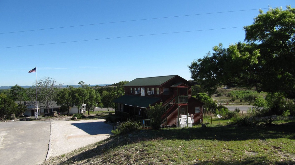 Boerne RV Rental | Top of the Hill RV Resort