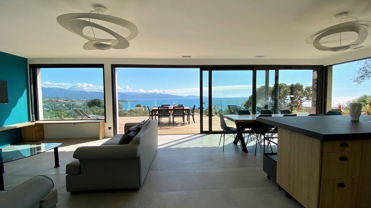 Sagone House | Top-of-the-range villa with secret passage, splendid sea view and heated pool.