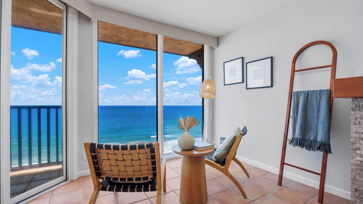 Solana Beach Condo | Top of the Wave - Oceanfront top floor breathtaking views
