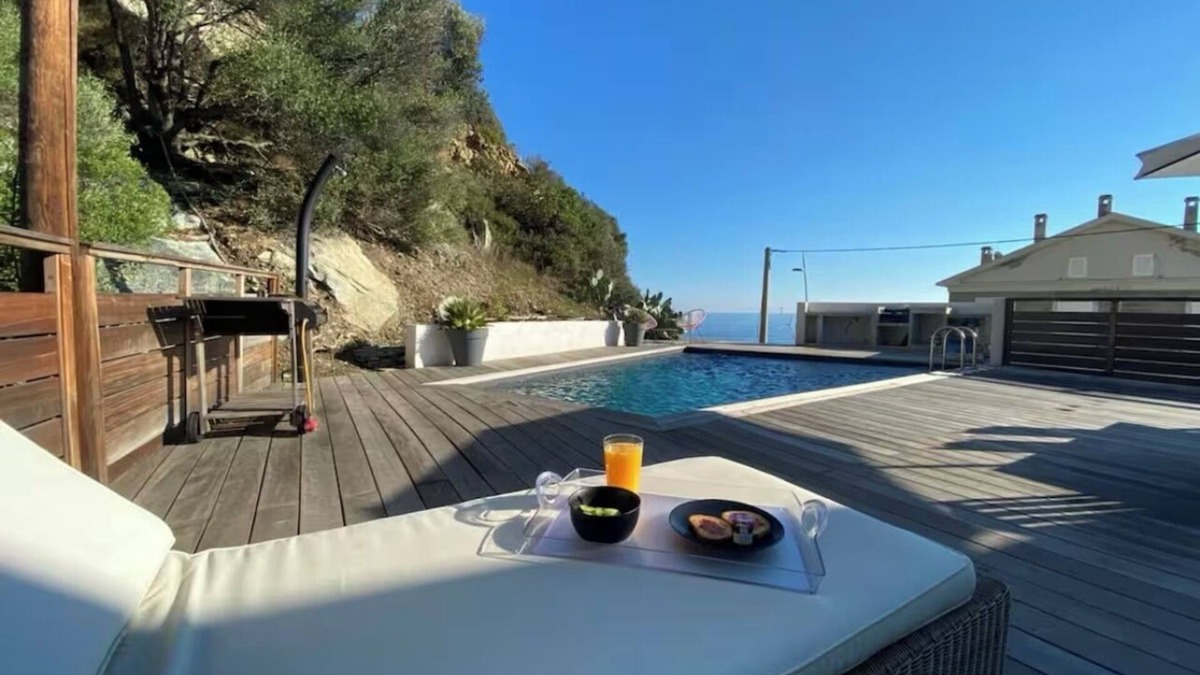 Figarella House | Top of villa with pool at the seaside