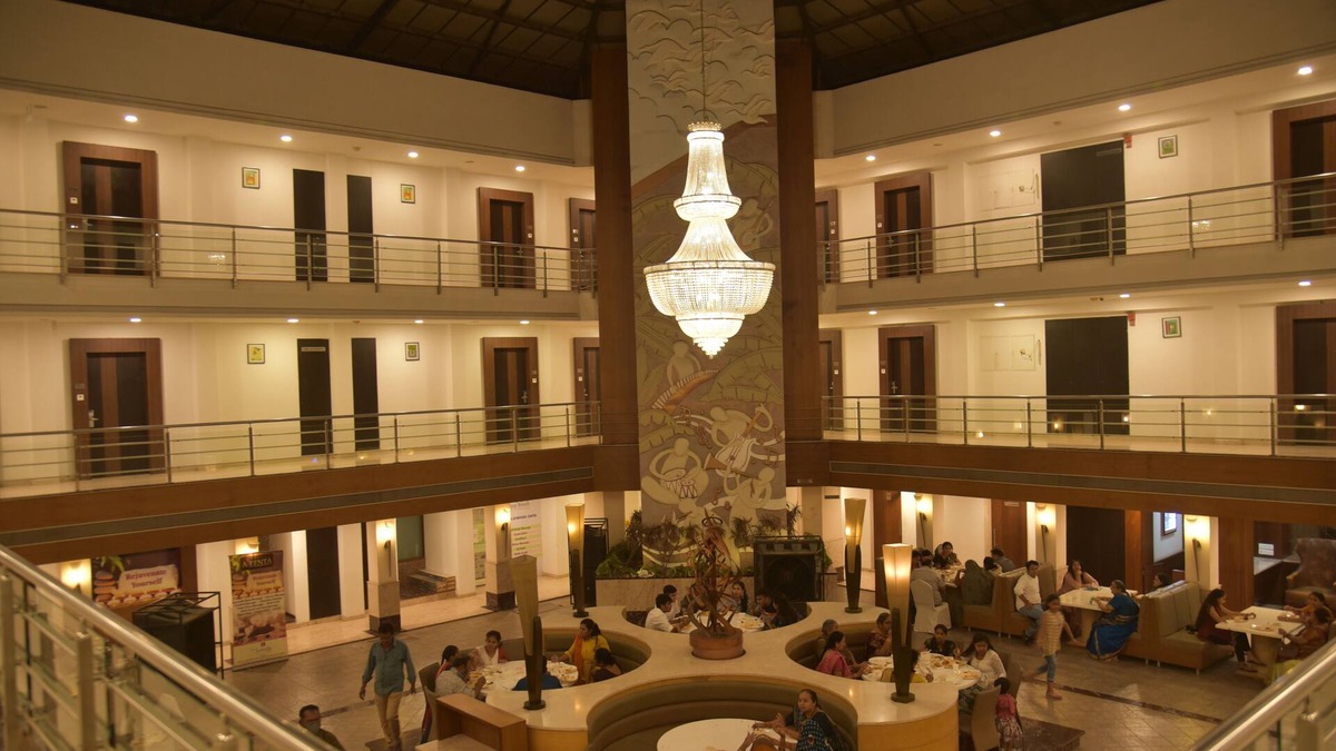 Bhavnagar Hotel | Top3 Lords Resort Bhavnagar