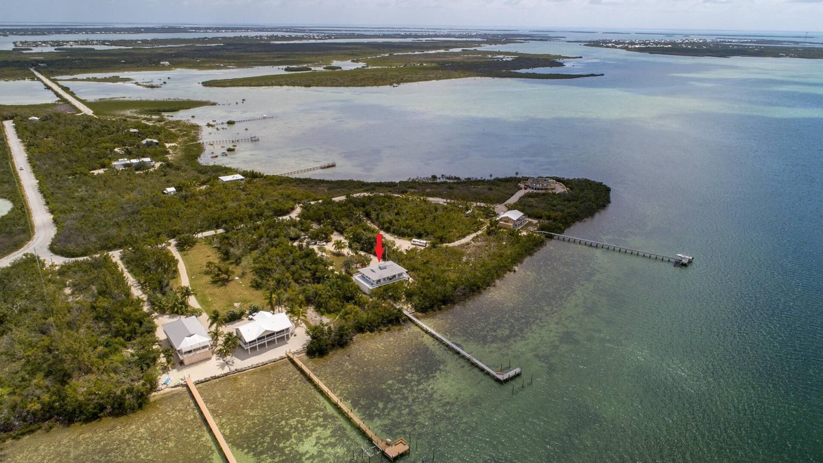 Lower Keys House | Torchview Lookout- Secluded Waterfront Retreat With 240’ Dock On Niles Channel