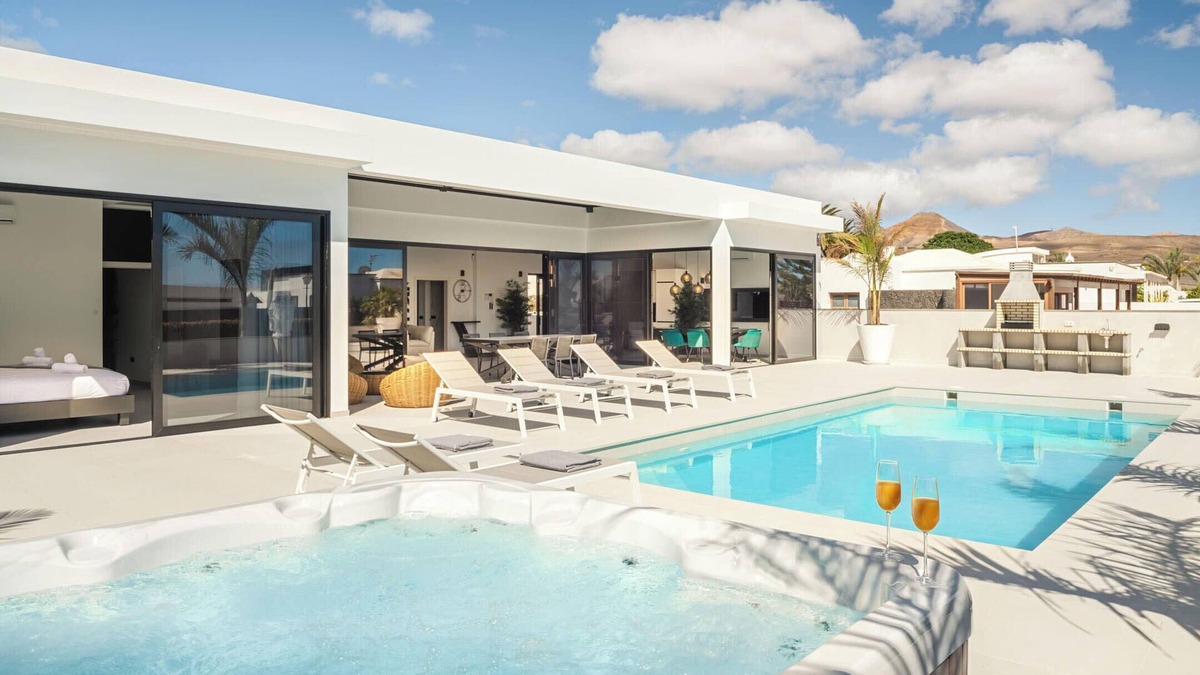 Puerto Calero Villa | Toro 2 | 4 bedroom villa where modern elegance meets ultimate relaxation