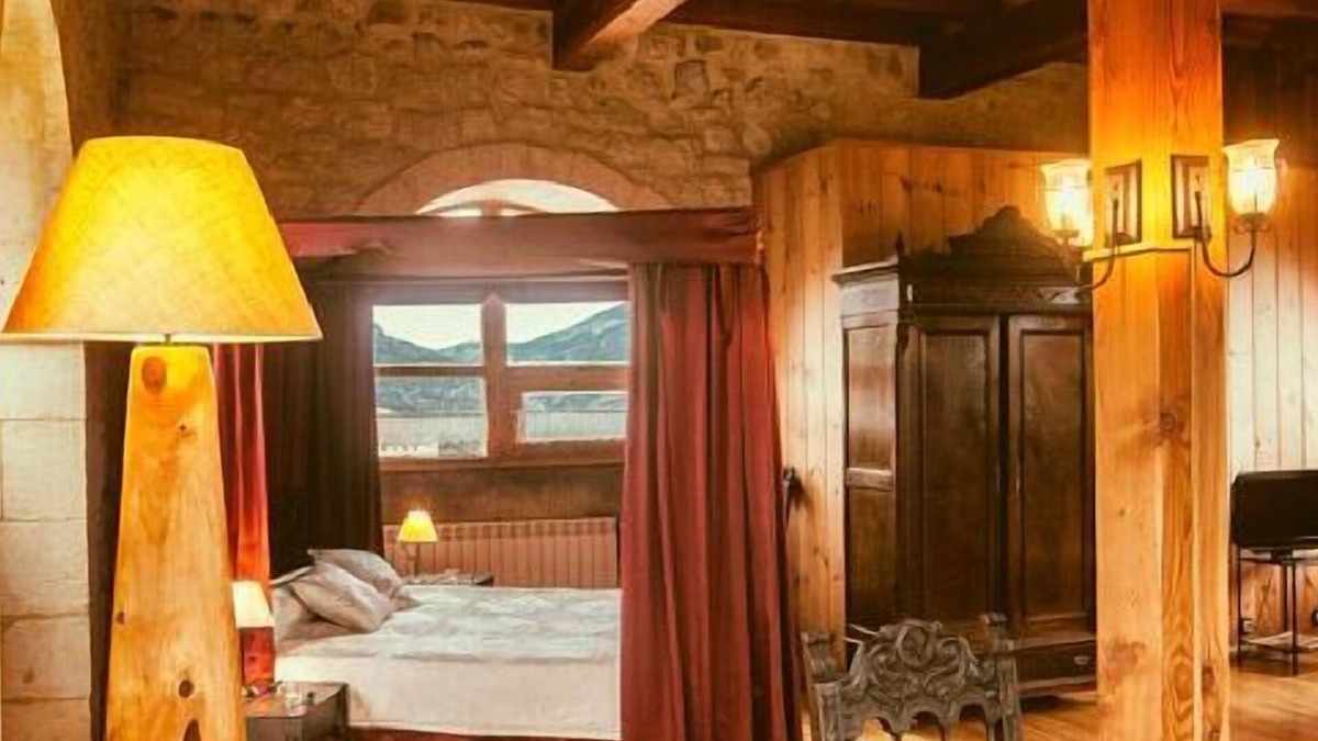 Quintana de Valdivielso Cottage | Torre de San Martín Rural accommodation 2-15 people