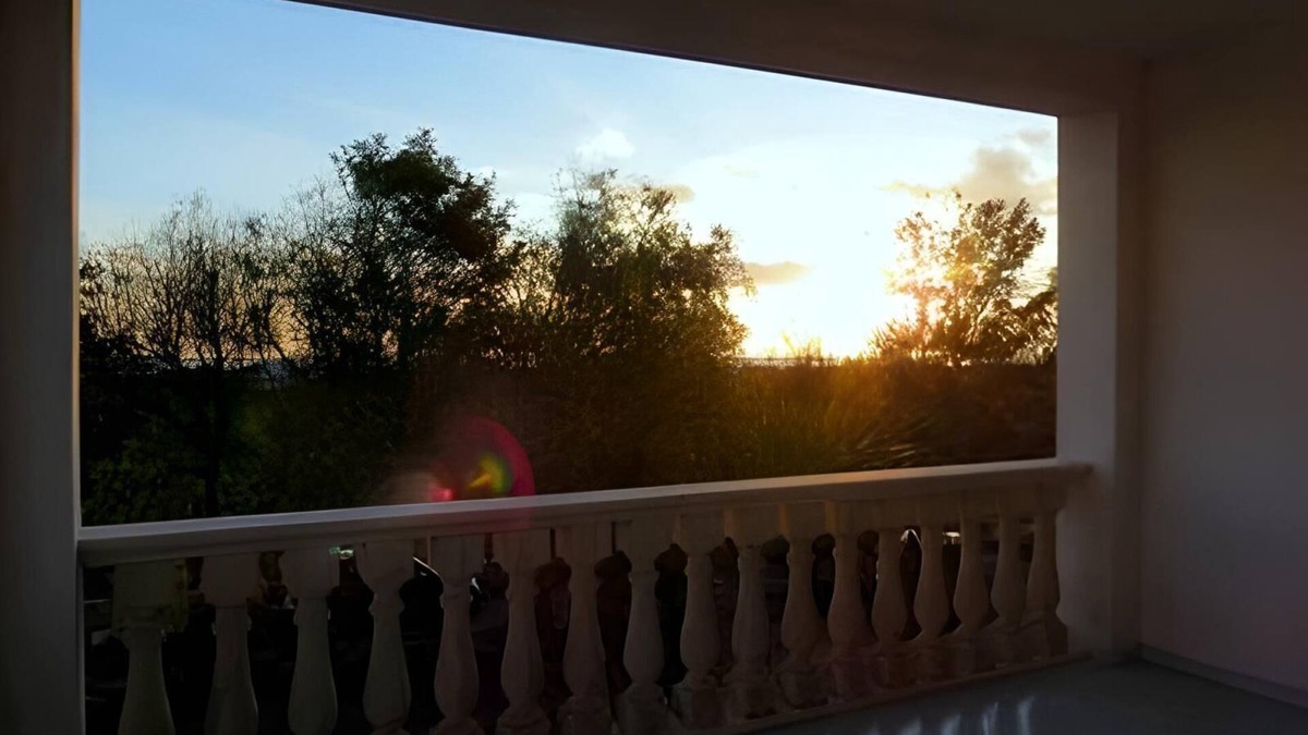 Torre Pali Apartment | Torre Pali - house with large veranda overlooking the sea