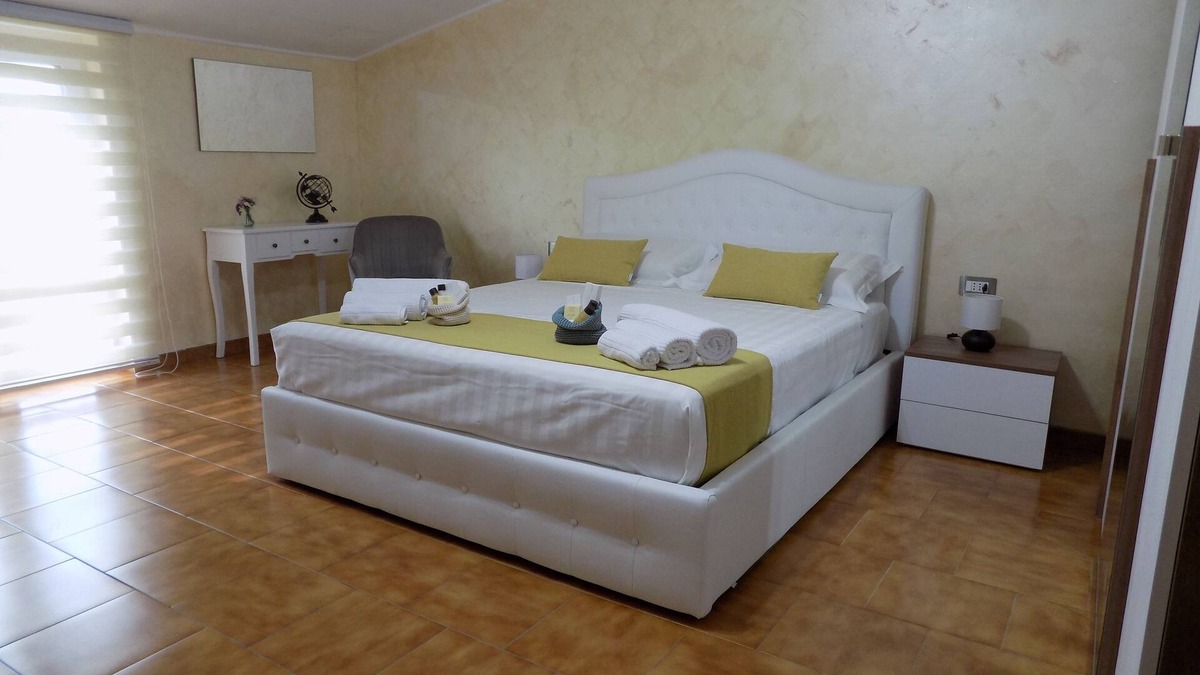 Atella Bed & Breakfast | Torre Serena B&B - Tower Room -