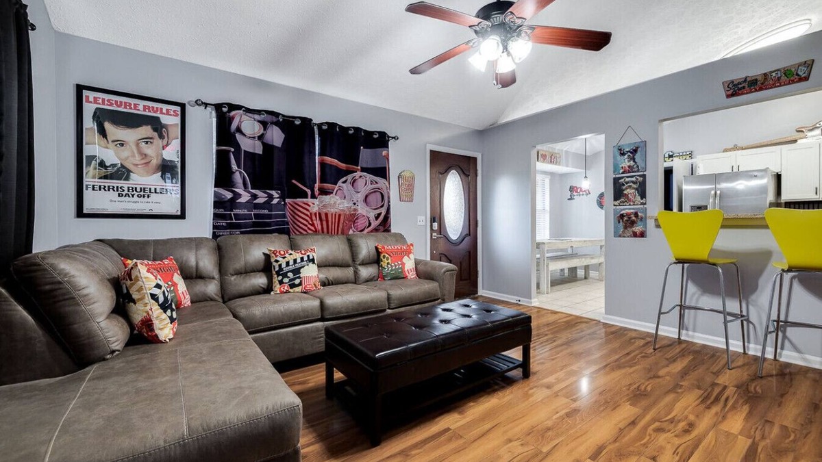 Whitemarsh Island House | Totally 80"s Hideaway