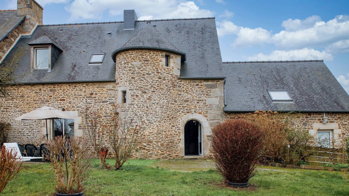 Taden House | Tour des Alleux - Maison de maître pour 6