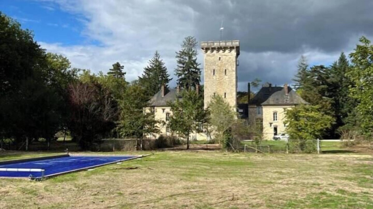 Lorris House | Tour du Bignon 15 beds swimming pool
