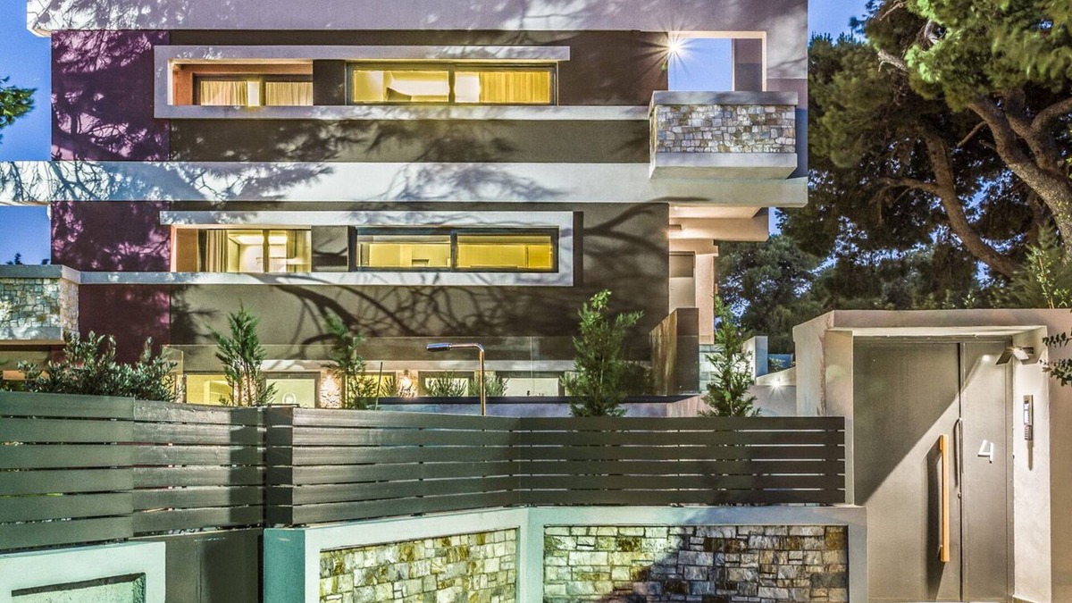 Penteli Apartment | Tourelle. A 64 m2 apartment consisting of a bedroom and a living room.