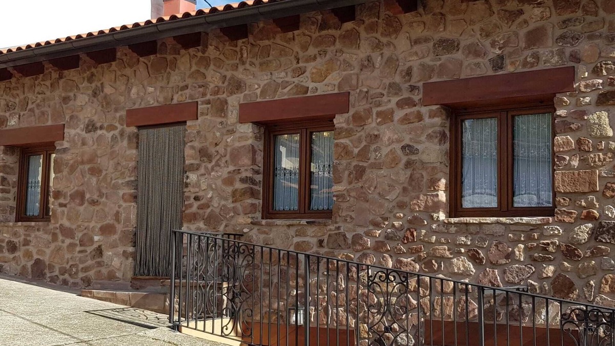 Zorraquin Cottage | Tourist house adapted for handicapped people. Groups between 12/14 people.