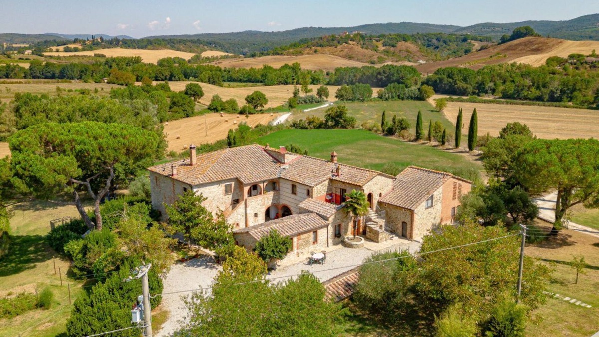 Torre A Castello Apartment | Tower- Chiarne Lovely Flat with Panoramic Terrace!