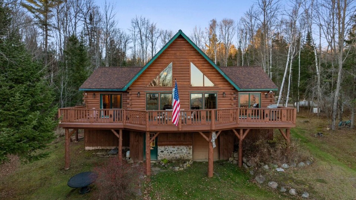 Indian Lake Cabin | Tower Hill Lodge- Mtn View w/Hot Tub