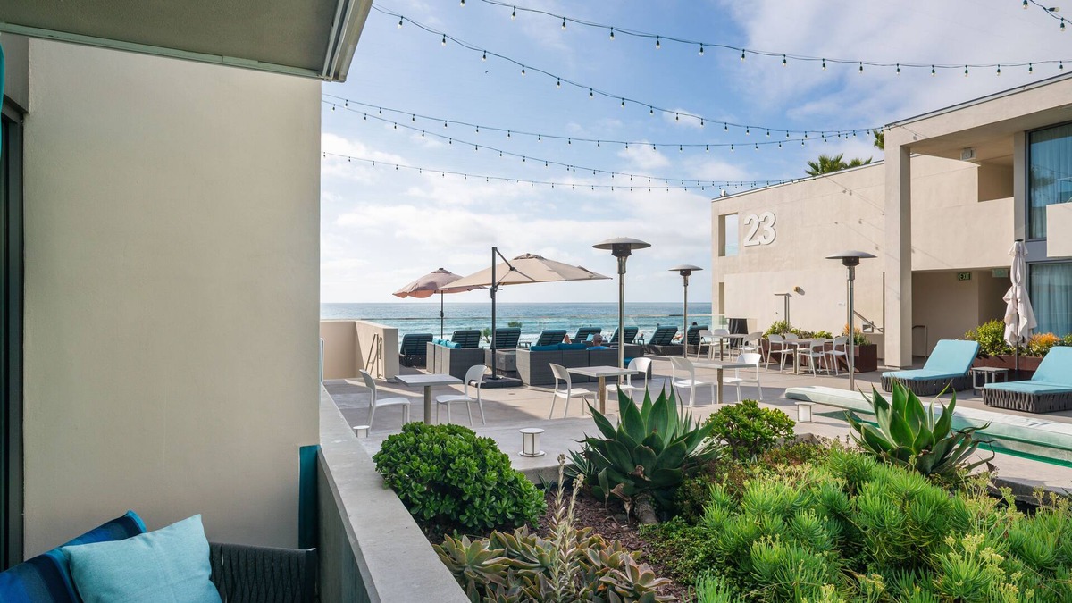 Pacific Beach Hotel | Tower23 Hotel